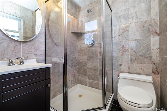 34 Vandewater Avenue, Floral Park, NY 11001