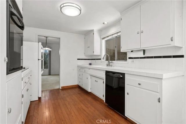 359-361 Roswell, Long Beach, CA 90814