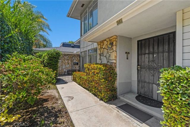 359-361 Roswell, Long Beach, CA 90814
