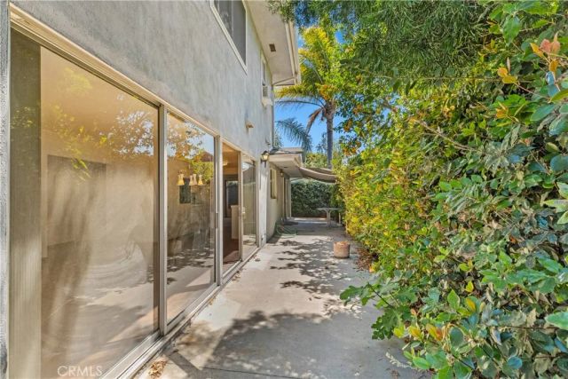 359-361 Roswell, Long Beach, CA 90814