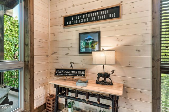 3504 Sandridge Way, Pigeon Forge, TN 37863