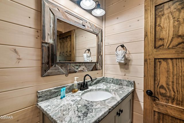 3504 Sandridge Way, Pigeon Forge, TN 37863