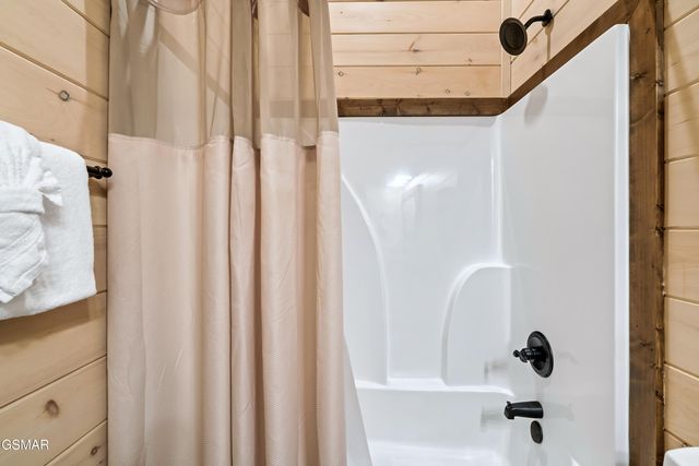 3504 Sandridge Way, Pigeon Forge, TN 37863