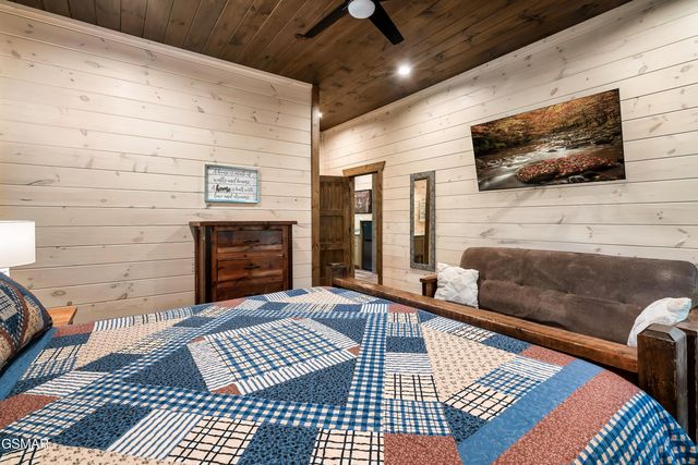 3504 Sandridge Way, Pigeon Forge, TN 37863