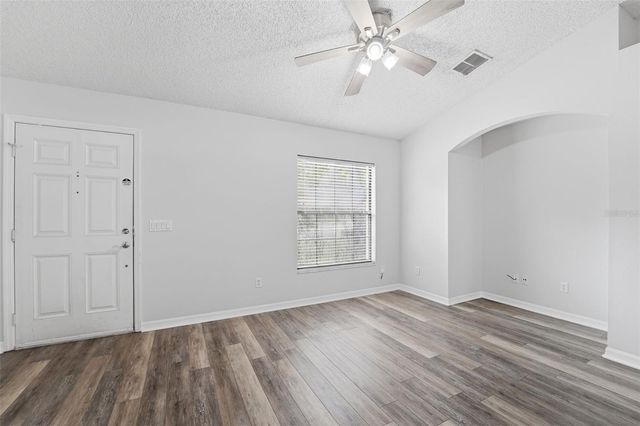 415 DEANNA CIRCLE, Deland, FL 32724