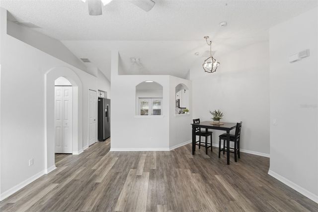 415 DEANNA CIRCLE, Deland, FL 32724