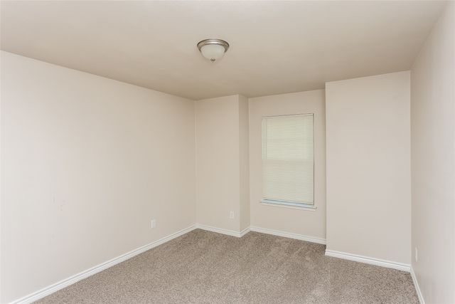1910 S Uhl Road, Glenn Heights, TX 75154