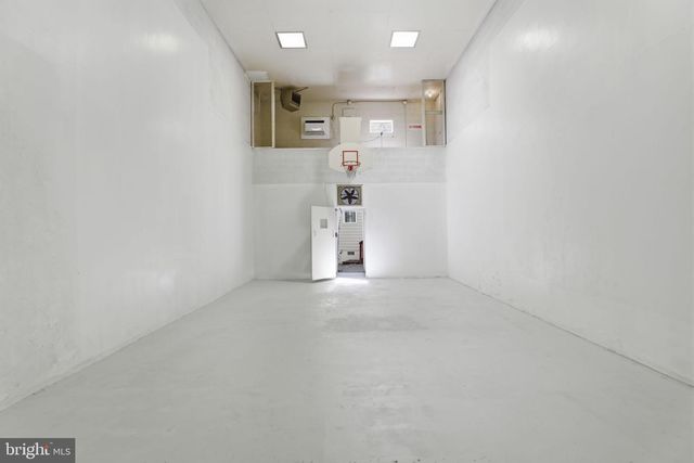 4105 WEXFORD DR, Kensington, MD 20895