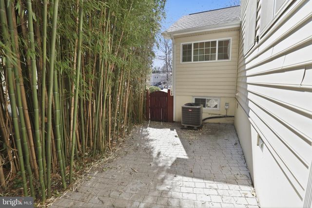 4105 WEXFORD DR, Kensington, MD 20895