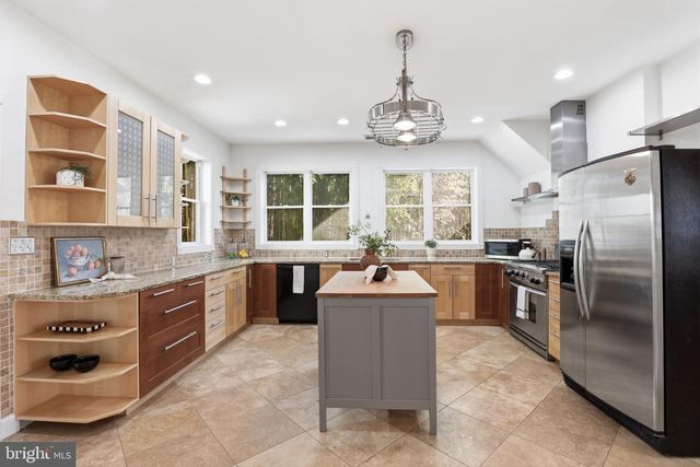 4105 WEXFORD DR, Kensington, MD 20895