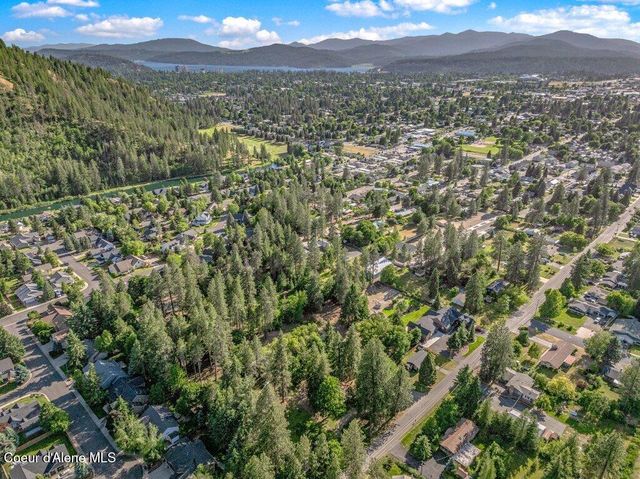 2885 N Bramble Bush CT, Coeur D'alene, ID 83815