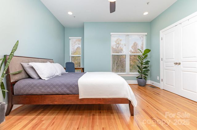 239 N Dotger Avenue N F-7, Charlotte, NC 28207