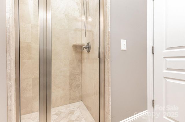 239 N Dotger Avenue N F-7, Charlotte, NC 28207