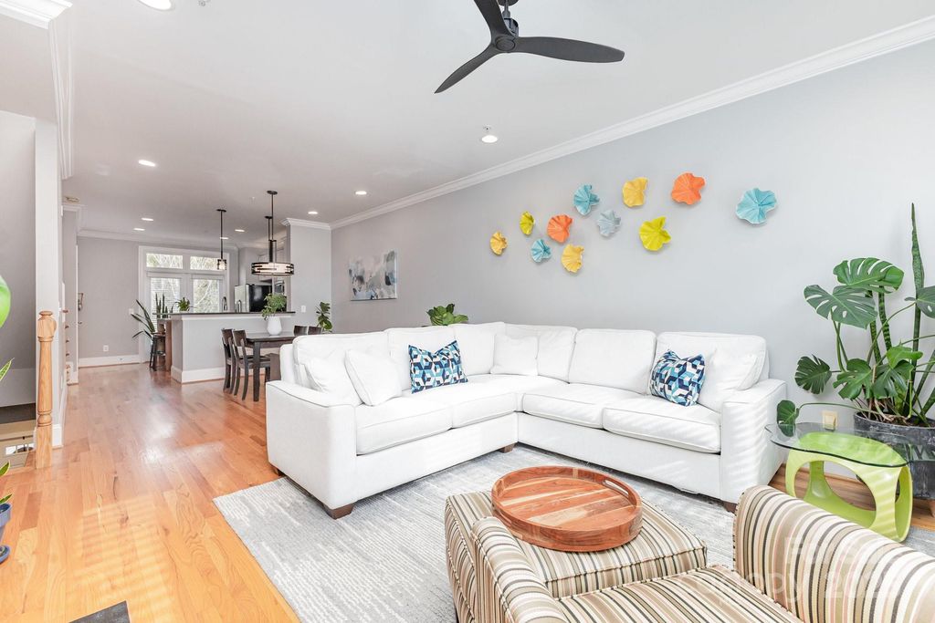 239 N Dotger Avenue N F-7, Charlotte, NC 28207