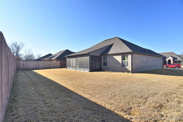 13503 S Oak Court, Glenpool, OK 74033