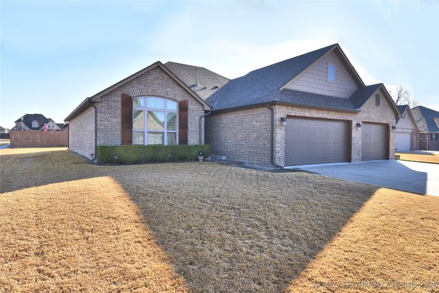 13503 S Oak Court, Glenpool, OK 74033