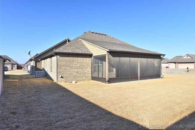 13503 S Oak Court, Glenpool, OK 74033