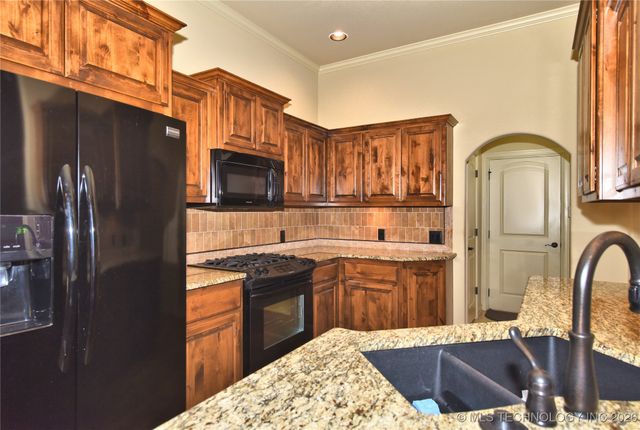 13503 S Oak Court, Glenpool, OK 74033