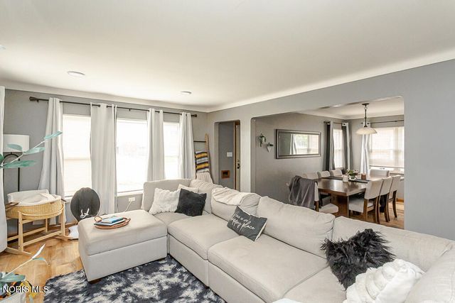 3517 Douglas Road, Toledo, OH 43606