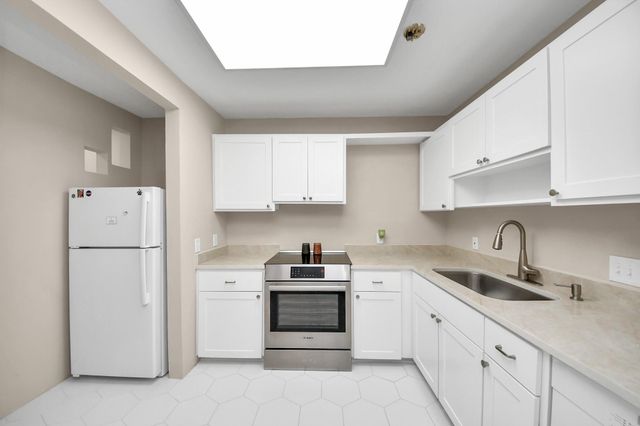 3540 Yupon Street, Houston, TX 77006