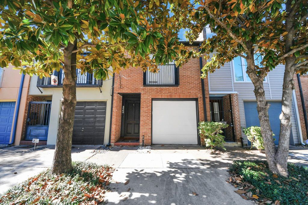 3540 Yupon Street, Houston, TX 77006