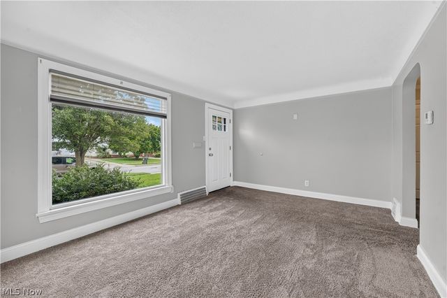 3419 Grovewood Avenue, Parma, OH 44134