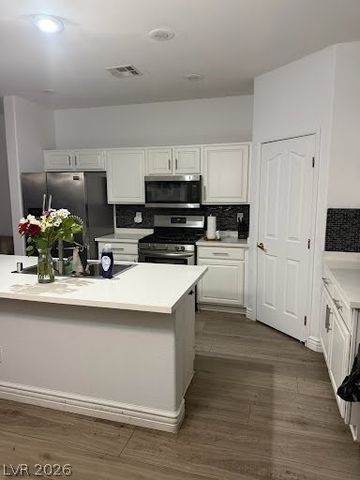 2444 Belt Buckley Drive, Henderson, NV 89002