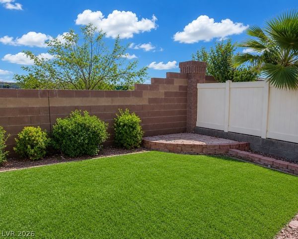 2444 Belt Buckley Drive, Henderson, NV 89002