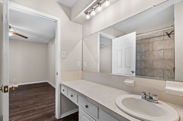 5812 Haney Drive, Watauga, TX 76148