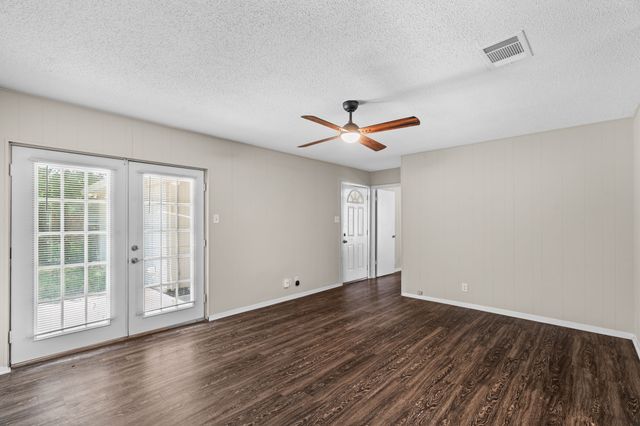 5812 Haney Drive, Watauga, TX 76148