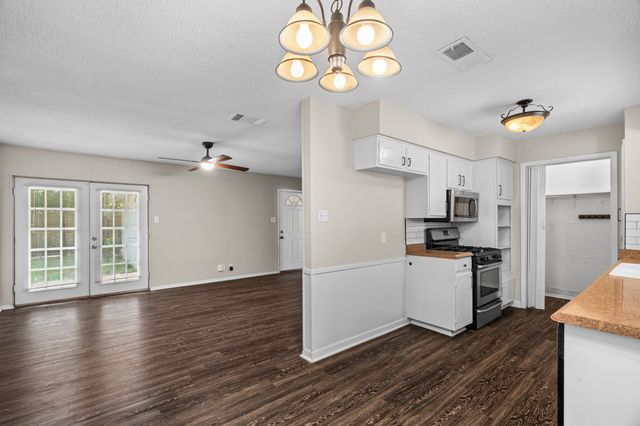 5812 Haney Drive, Watauga, TX 76148