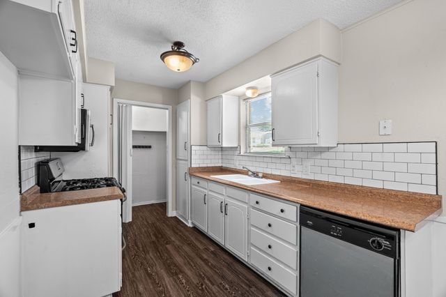 5812 Haney Drive, Watauga, TX 76148