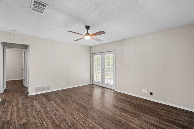 5812 Haney Drive, Watauga, TX 76148