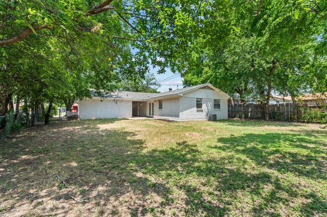 5812 Haney Drive, Watauga, TX 76148