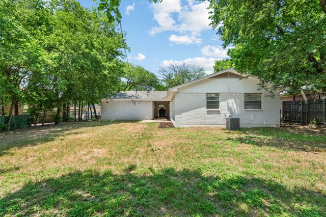 5812 Haney Drive, Watauga, TX 76148
