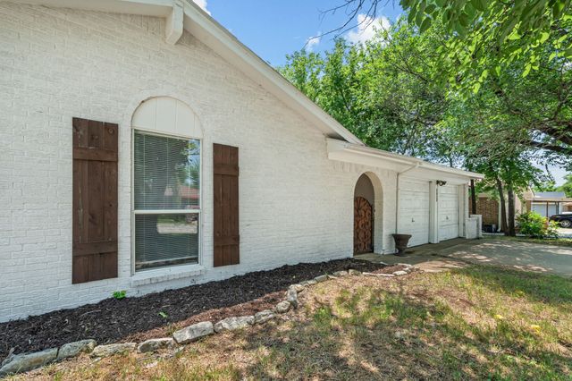 5812 Haney Drive, Watauga, TX 76148