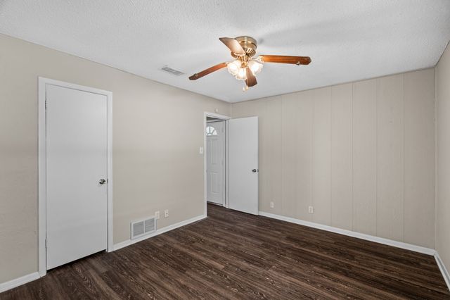 5812 Haney Drive, Watauga, TX 76148