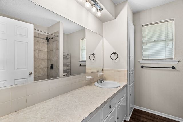 5812 Haney Drive, Watauga, TX 76148