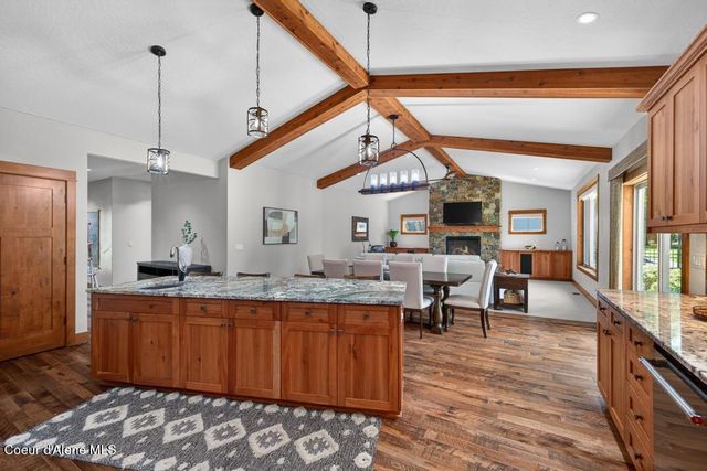 704 N DUNDEE DR, Post Falls, ID 83854