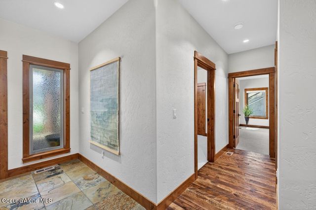 704 N DUNDEE DR, Post Falls, ID 83854