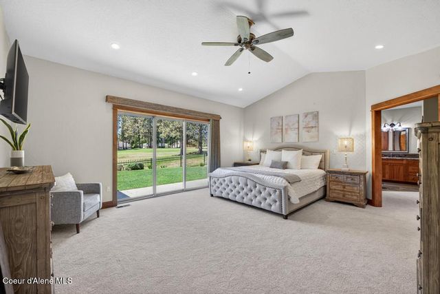704 N DUNDEE DR, Post Falls, ID 83854