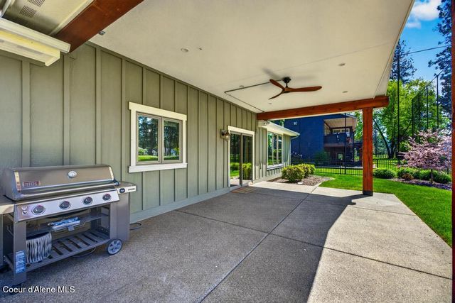 704 N DUNDEE DR, Post Falls, ID 83854