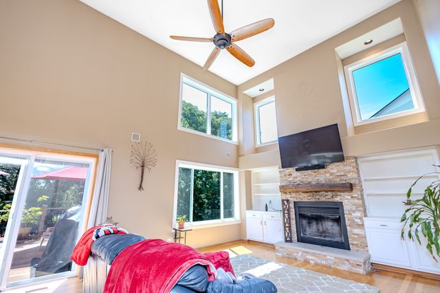5509 Kings Row, Johnston, IA 50131