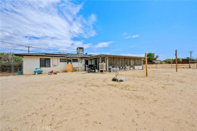 18251 Hiawatha Road, Apple Valley, CA 92307