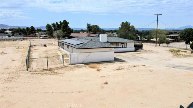 18251 Hiawatha Road, Apple Valley, CA 92307
