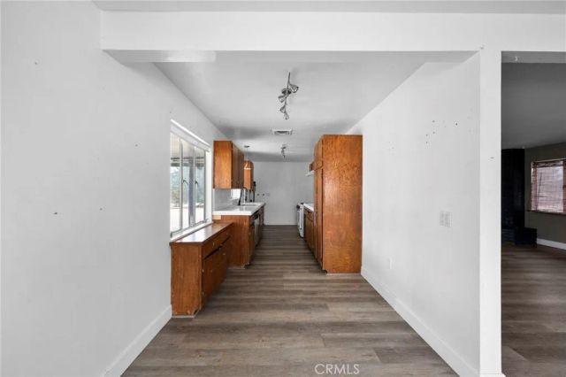 18251 Hiawatha Road, Apple Valley, CA 92307