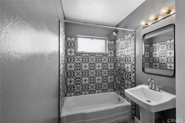 18251 Hiawatha Road, Apple Valley, CA 92307