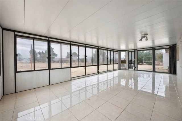 18251 Hiawatha Road, Apple Valley, CA 92307