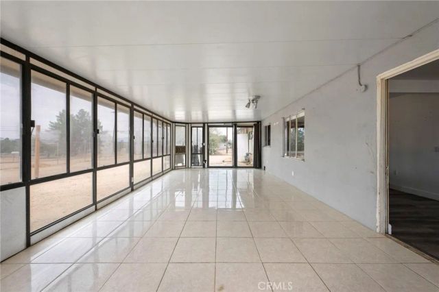 18251 Hiawatha Road, Apple Valley, CA 92307