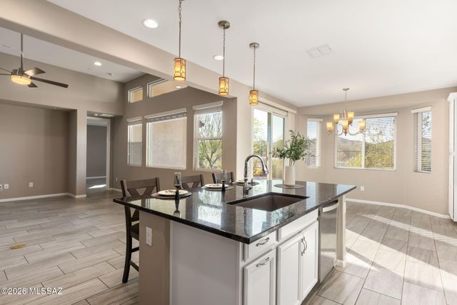 7235 W Secret Bluff Pass, Marana, AZ 85658